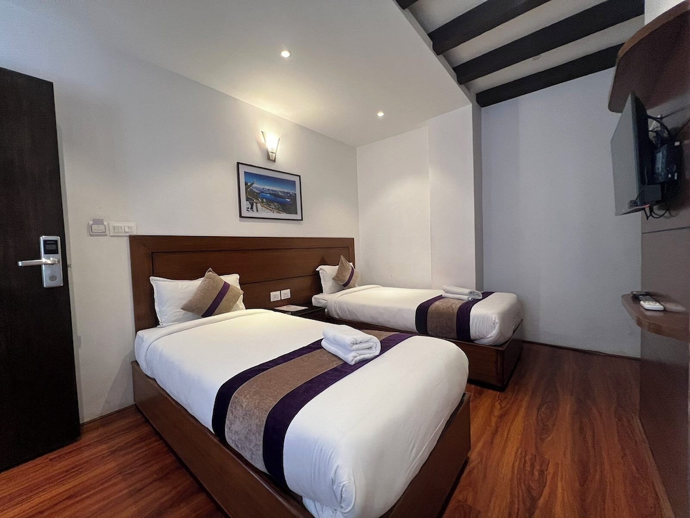 Hotel New Era