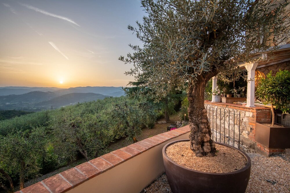 Le Due Terre Farmhouse