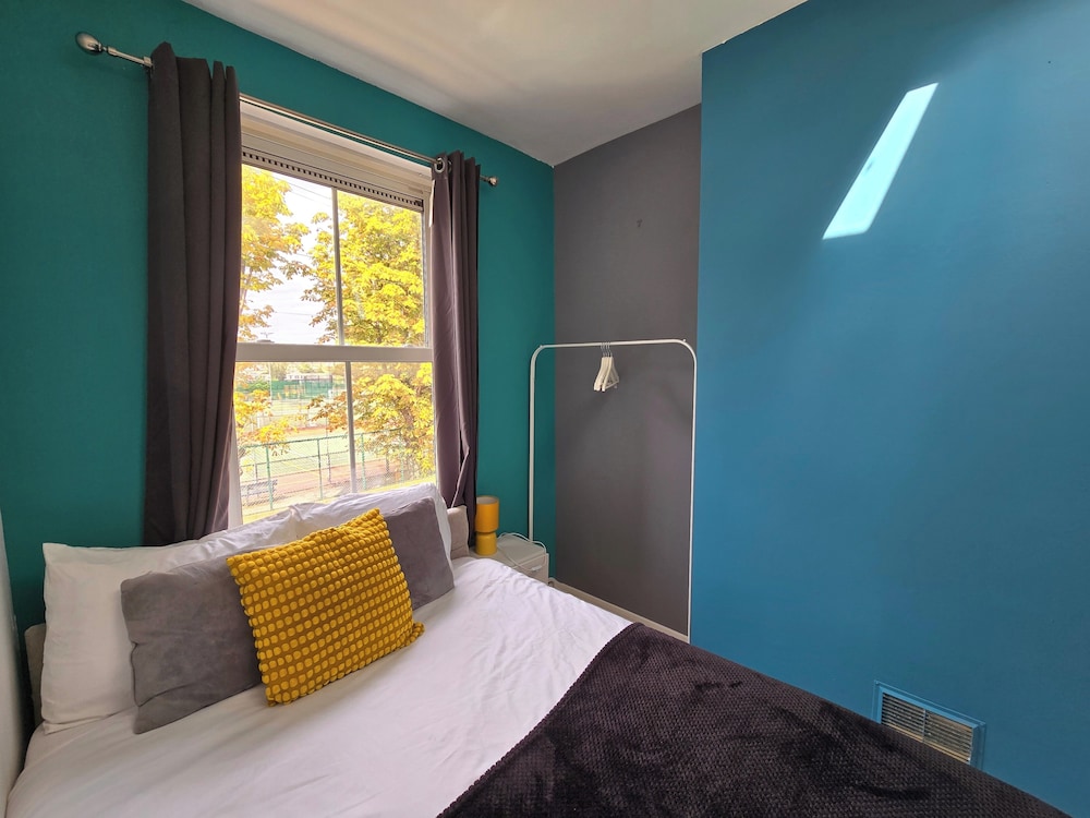Cozy 4 Bedroom House in the Heart of Brixton