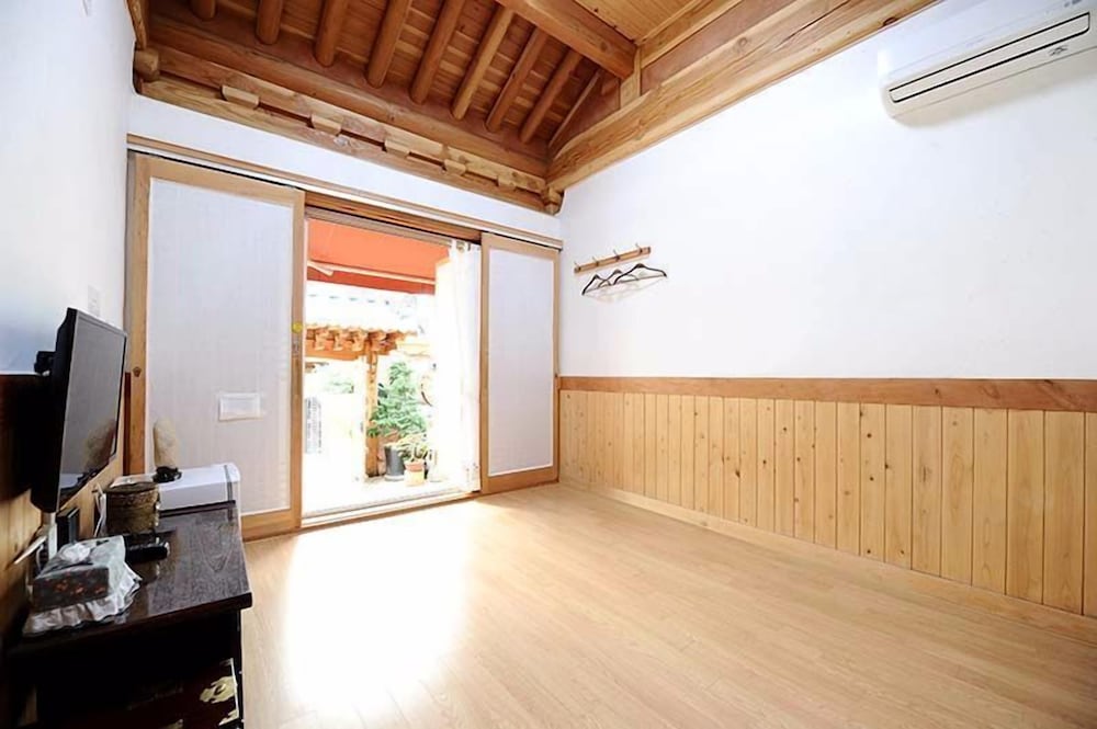 Star Rest Hanok