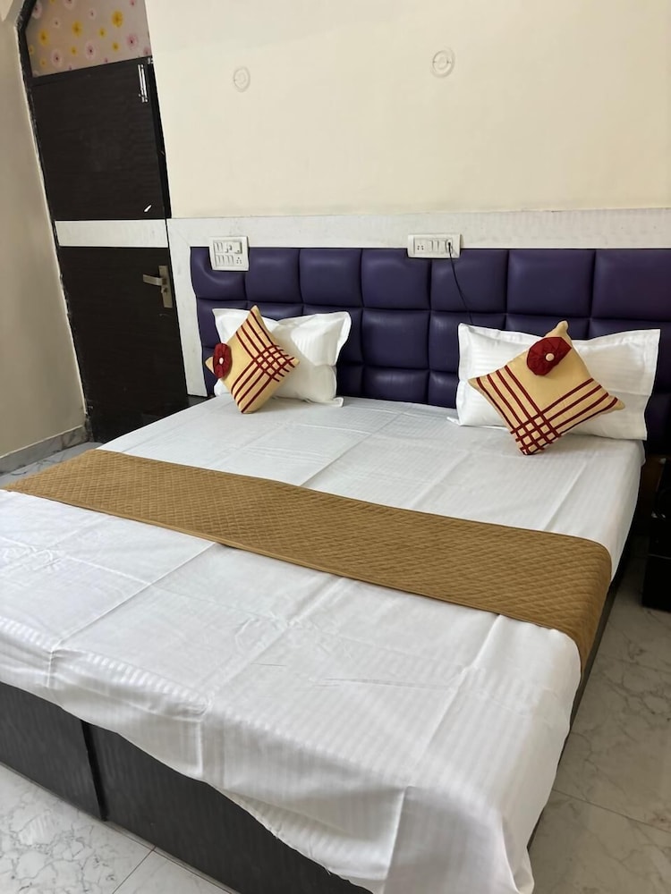 Hotel Akash Continental