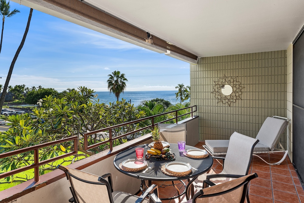 Big Island White Sands Village 202 2 Bedroom Condo