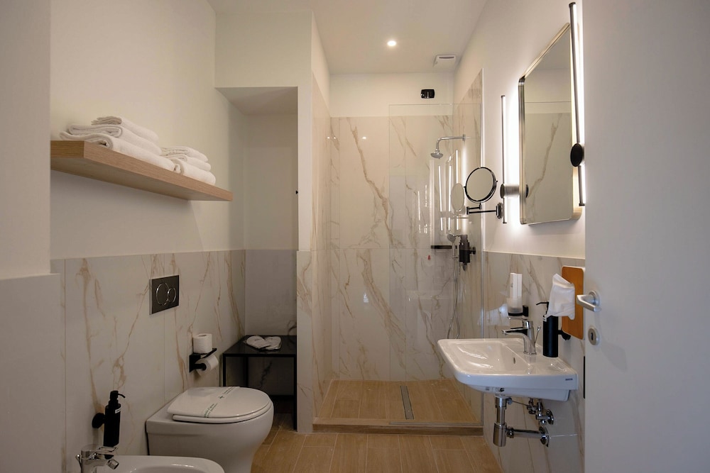 Aiello Hotels - CityLife Apartments
