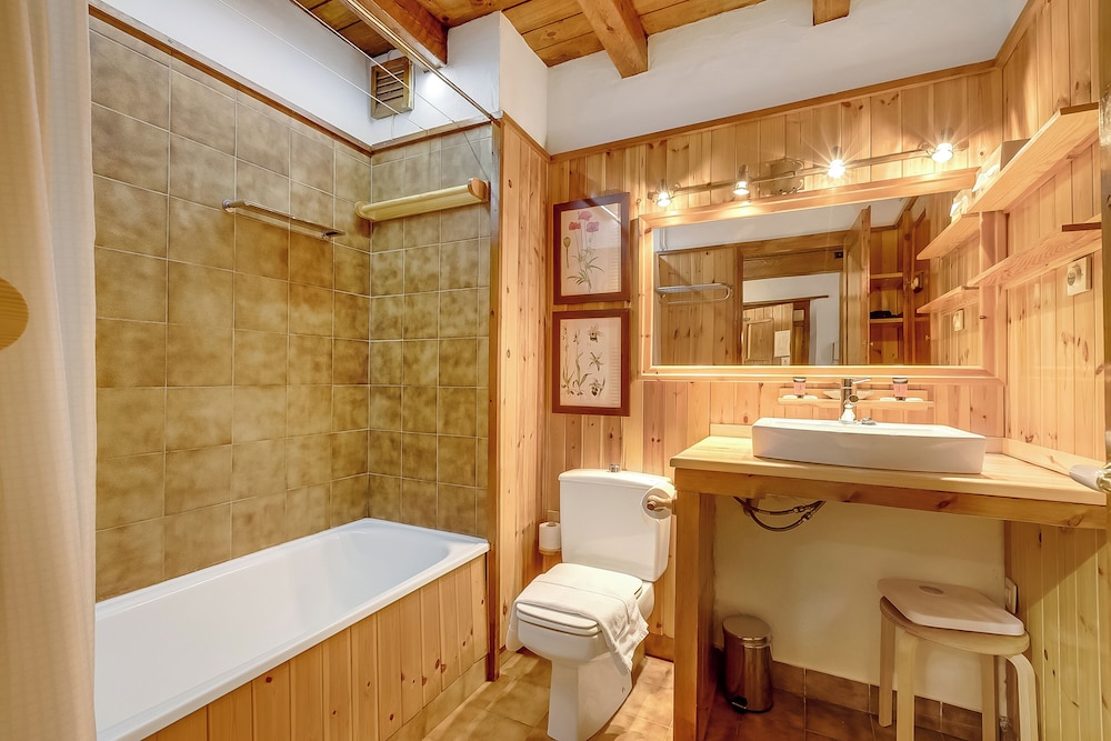 Cycling & Hiking Apartment In Andorra
