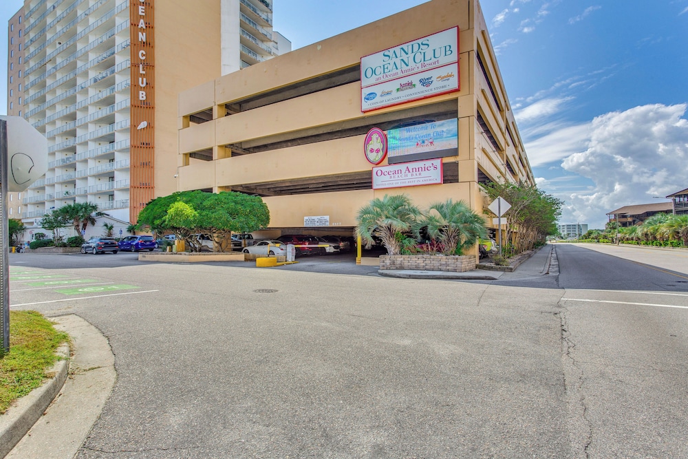 14th-floor Oceanfront Condo in Myrtle Beach!