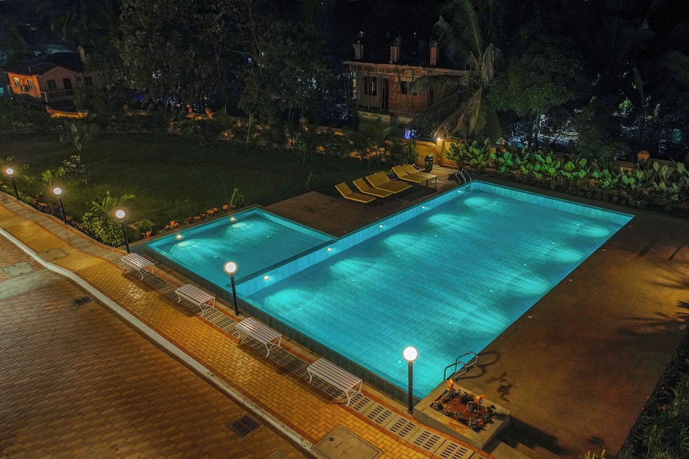 Alaya Stays Veera Serina 3 BHK with Pool