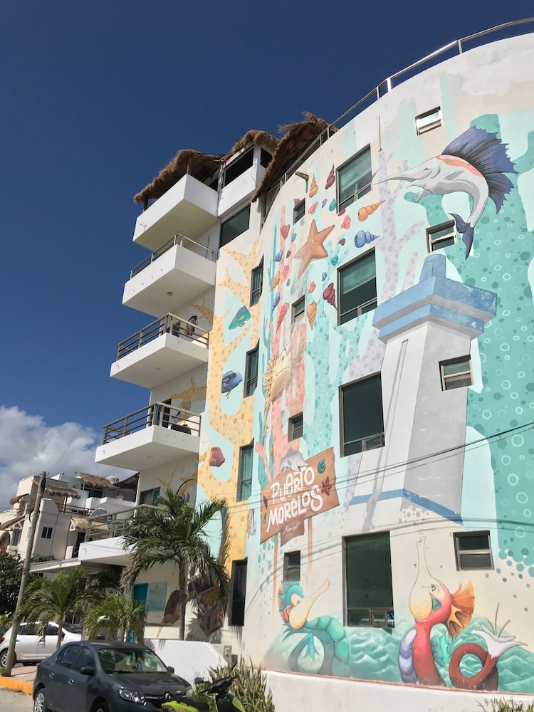 Hotel Moon Paradise - Image 1