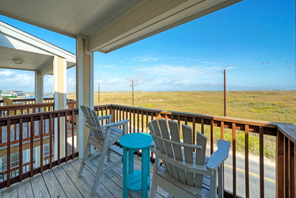 The Beautiful Place by Avantstay Mins to Beach Family-friendly Pool