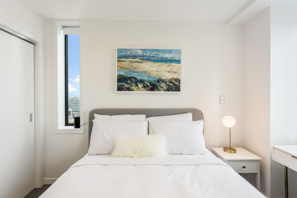 Modern 2BR in CBD - Zodiak Stays