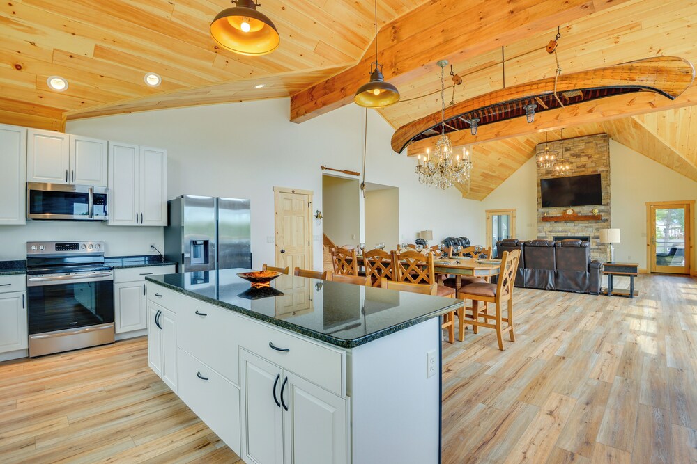 Hot Tub Dock: Waterfront Wellesley Island Home! - Property Image 35