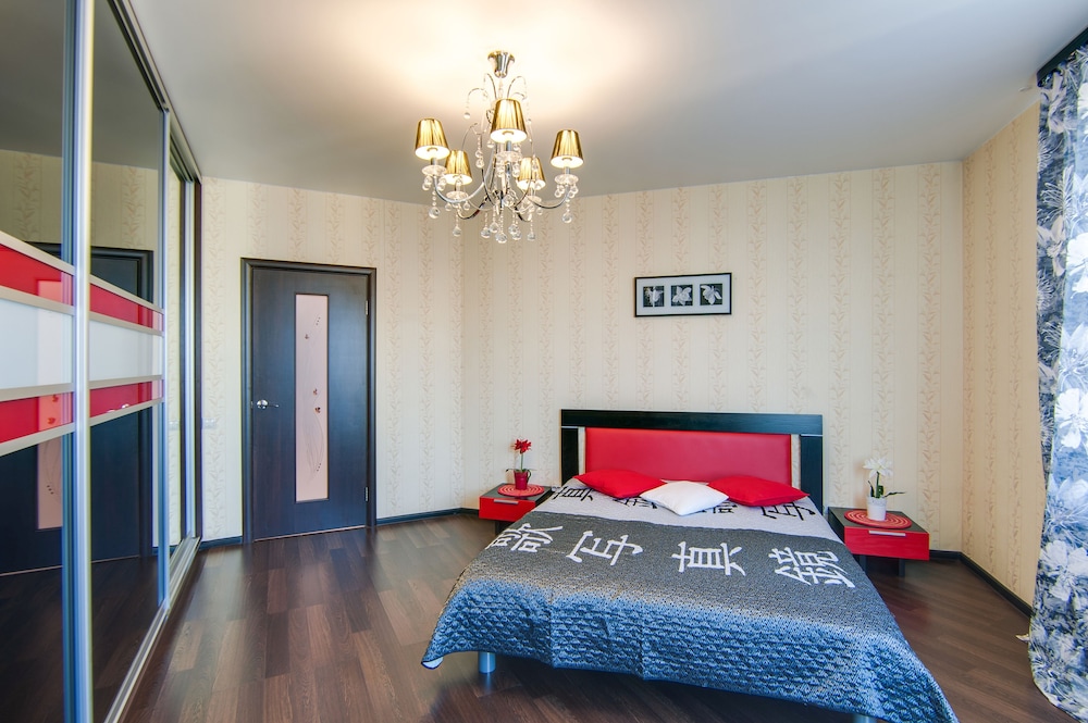 Aura Apartments