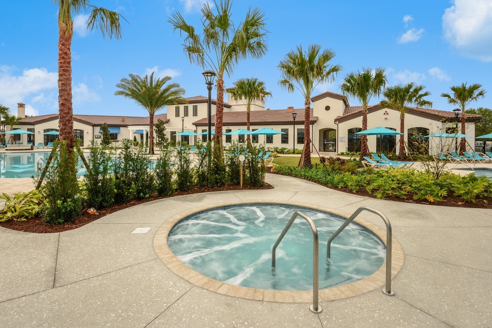 Luxury 5 Bedroom Private Pool IHR 1019 - Image 3