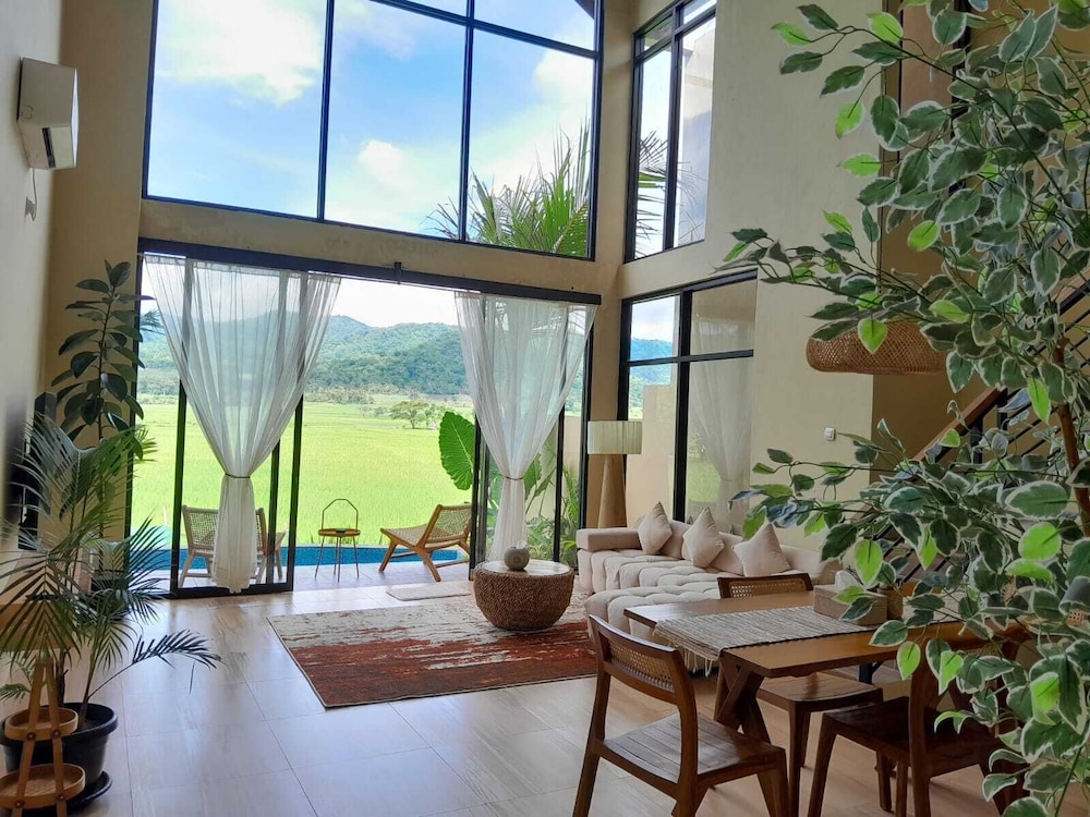Kembang Menoreh Villa