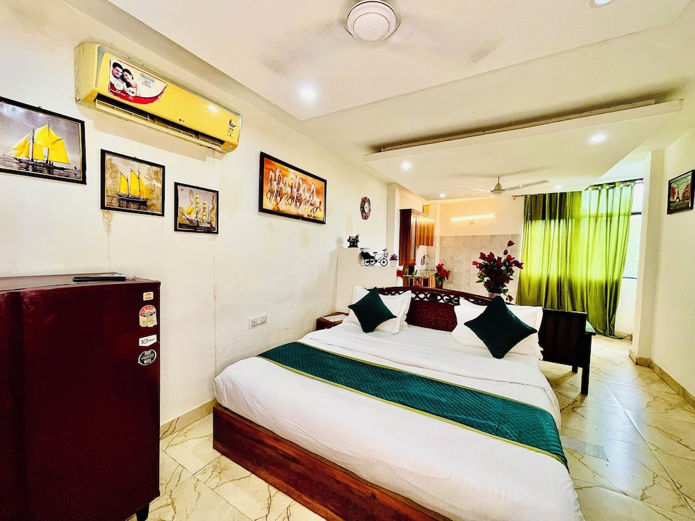 Hotel Hauz Khas Inn
