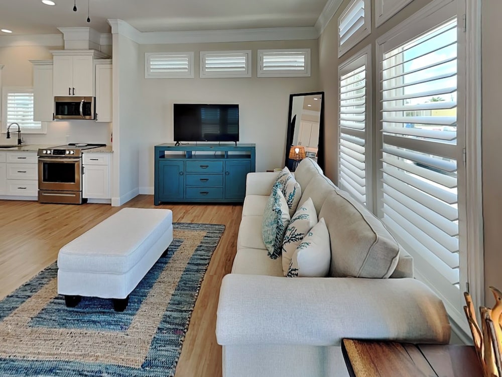 Coastal Zest by Silver Sands Vacation Rentals
