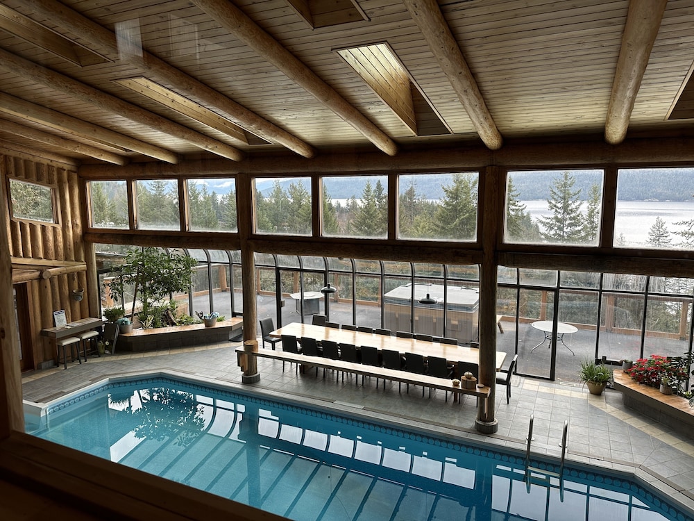 New Denver Lodge 9