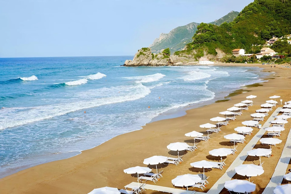 Mathraki Resort