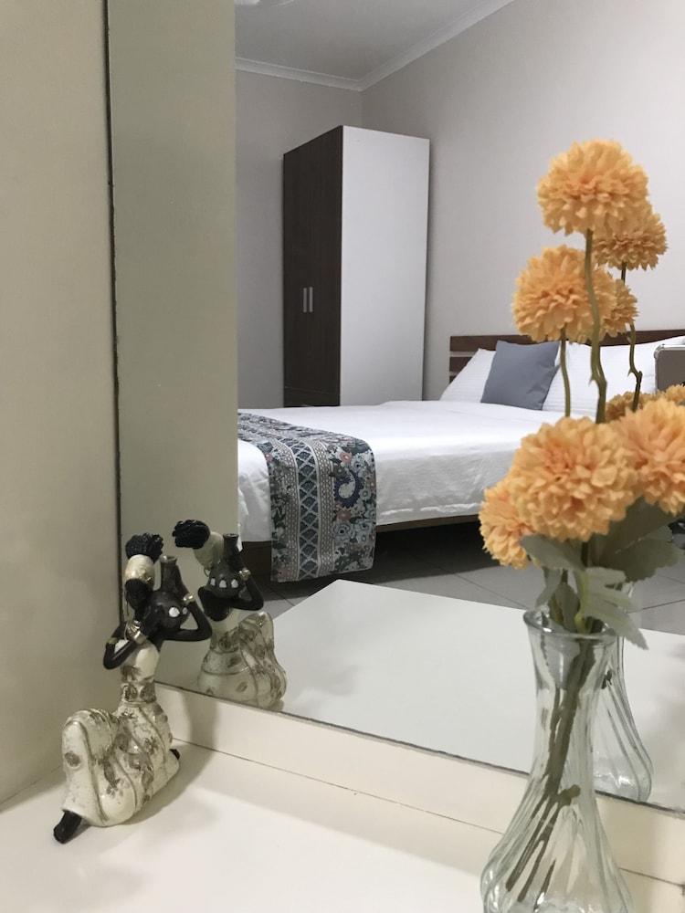 Leisure City Apartment - view 16