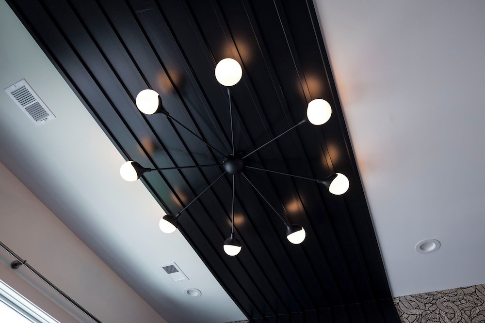 Elevate - Modern Luxury - Stunning City Views