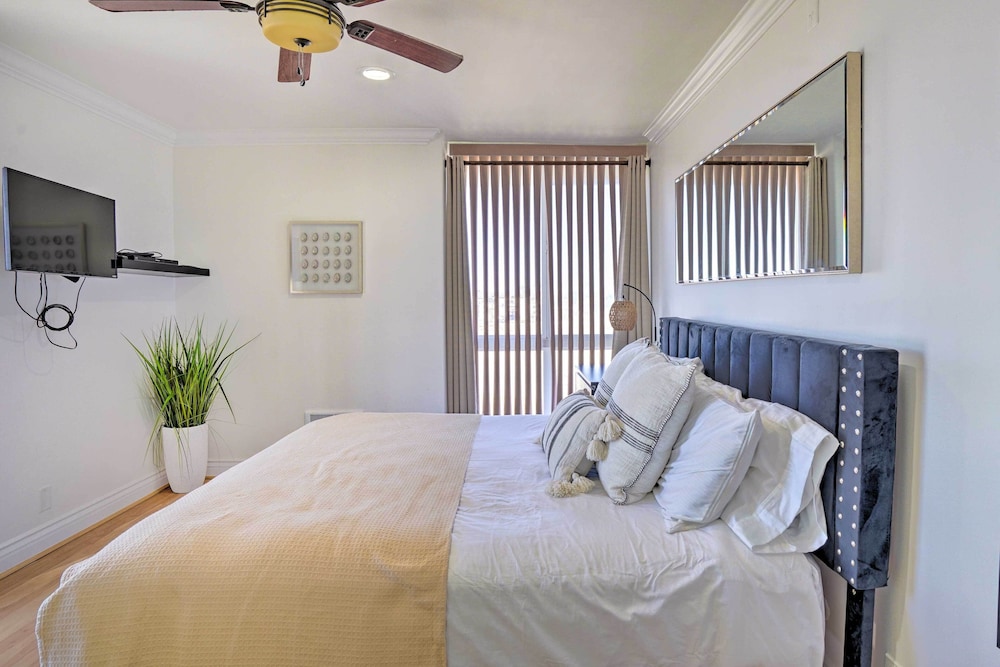 Beachfront Oceanside Condo w/ Amenity Access!