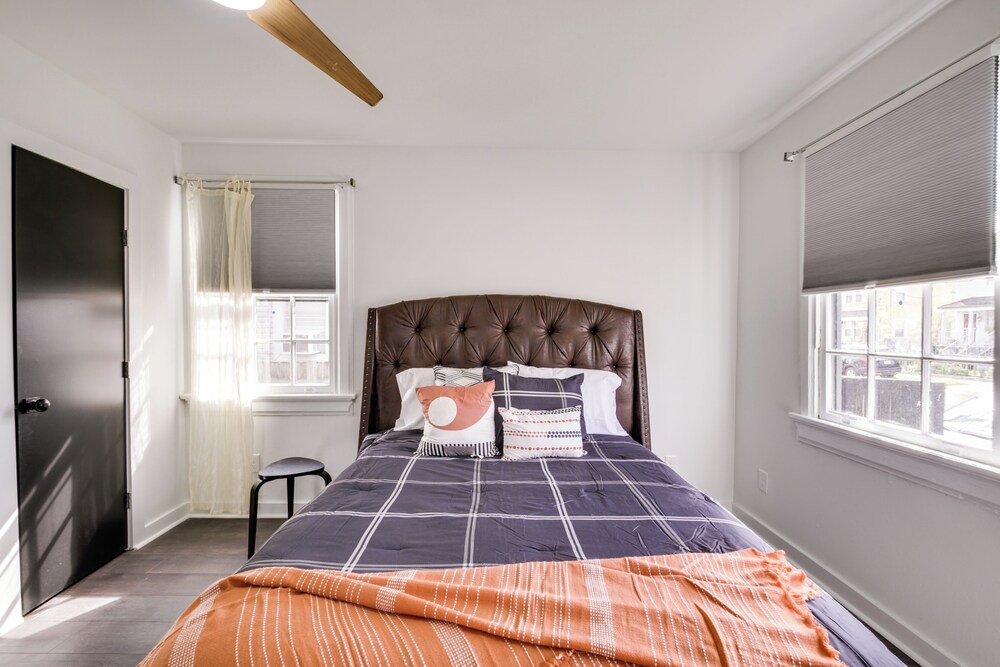 4 Mi to French Quarter: Walkable Apt w/ Yard