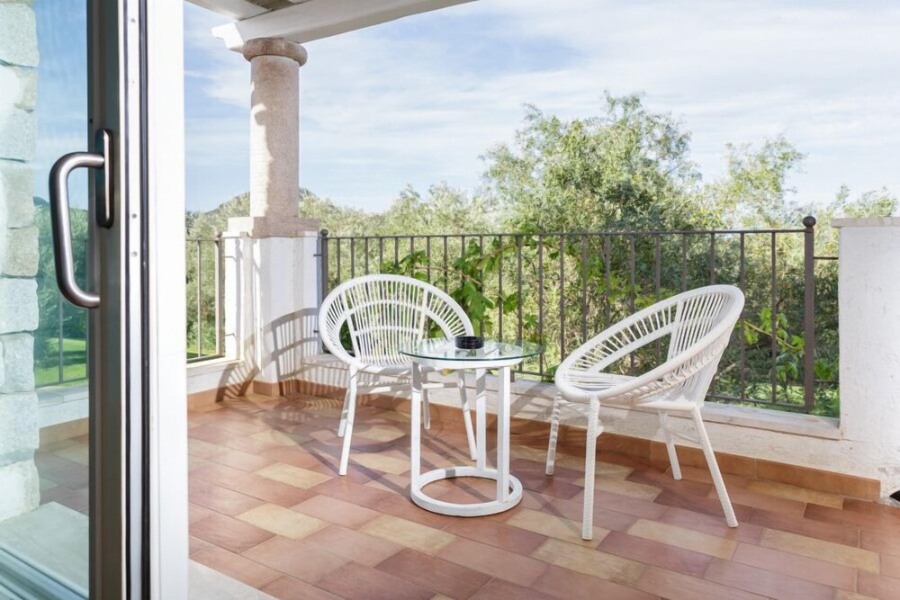 Nicolaus Prime Villas