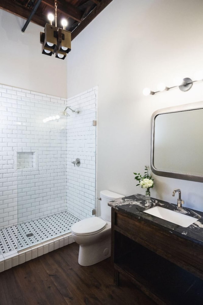 Florence Vacations - GunRunner Boutique Hotel - Property Image 24