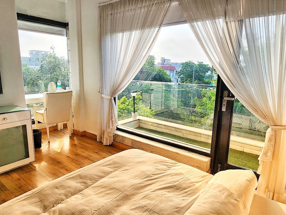 The G8 Noida