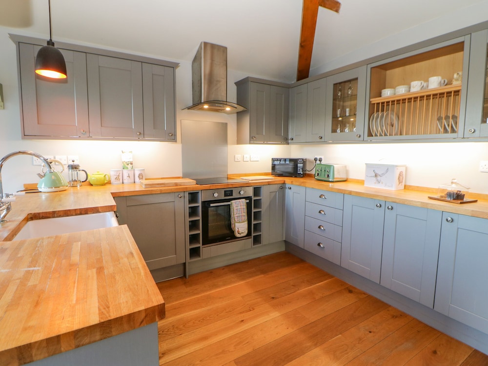 The Byre, Sedbury Park Farm