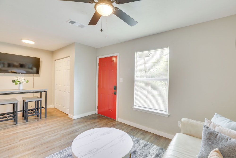 Near Dtwn & Universities: Central Tallahassee Apt!