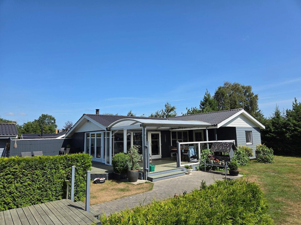 4 Star Holiday Home in Hals