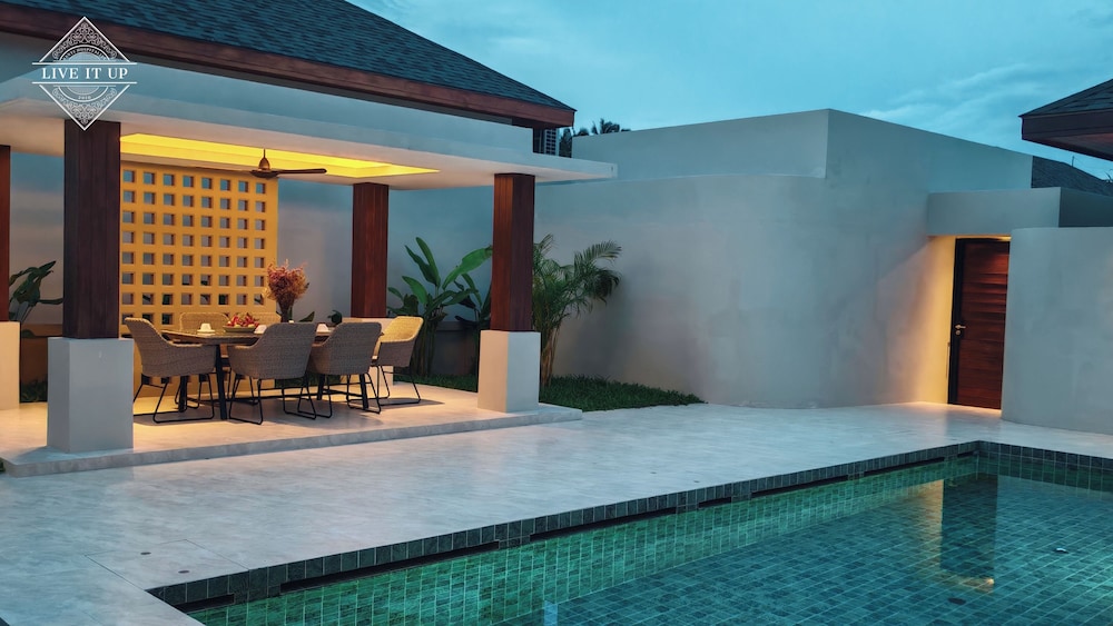 Santi Tara Villas