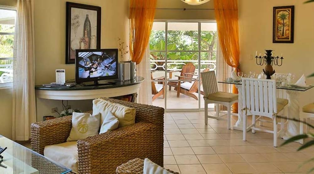Lifestyle Crown Residence Suites - All Inclusive - Property Image 32