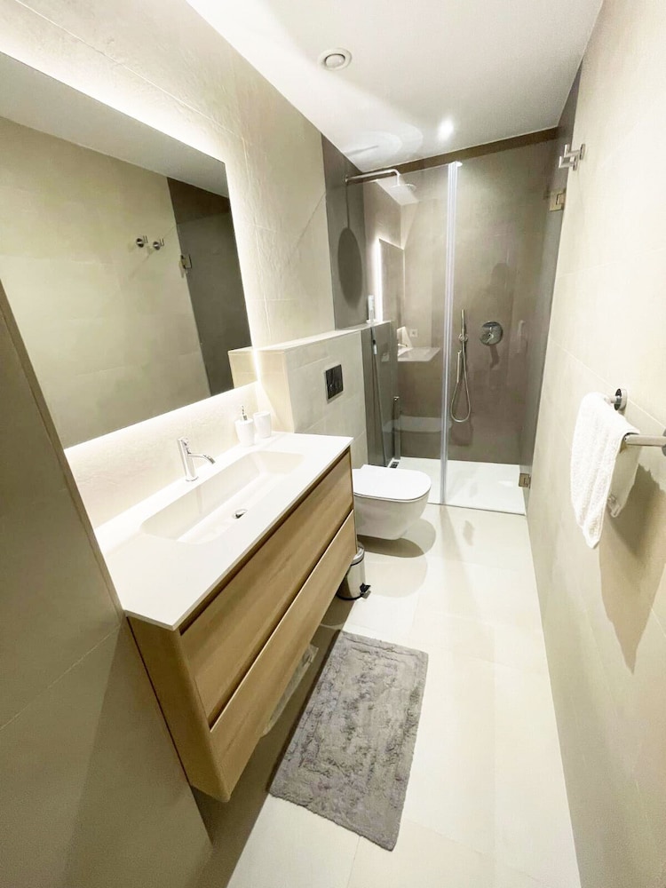 Apartamento LaViu 2Dormitorios by Croma
