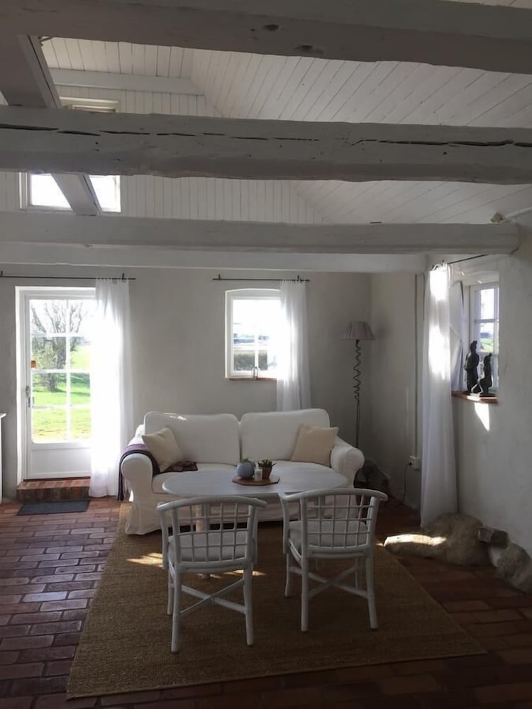 Östangård Bed & Breakfast