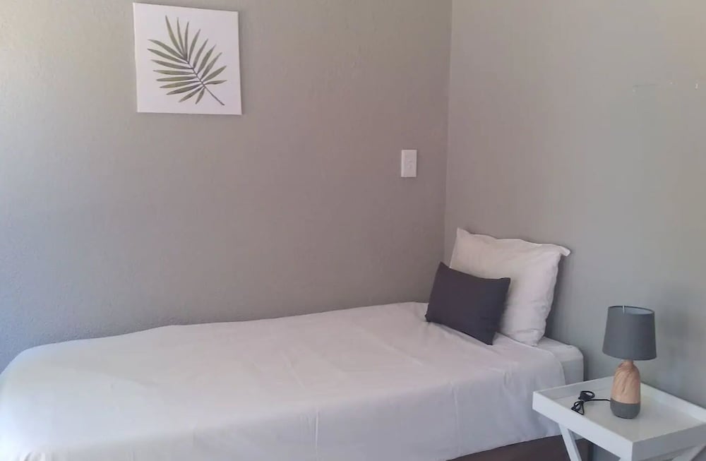 Cozy Guestrooms in Midrand view 4