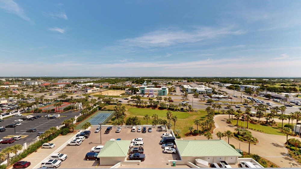 Silver Beach 1104w 3 Bedroom Condo