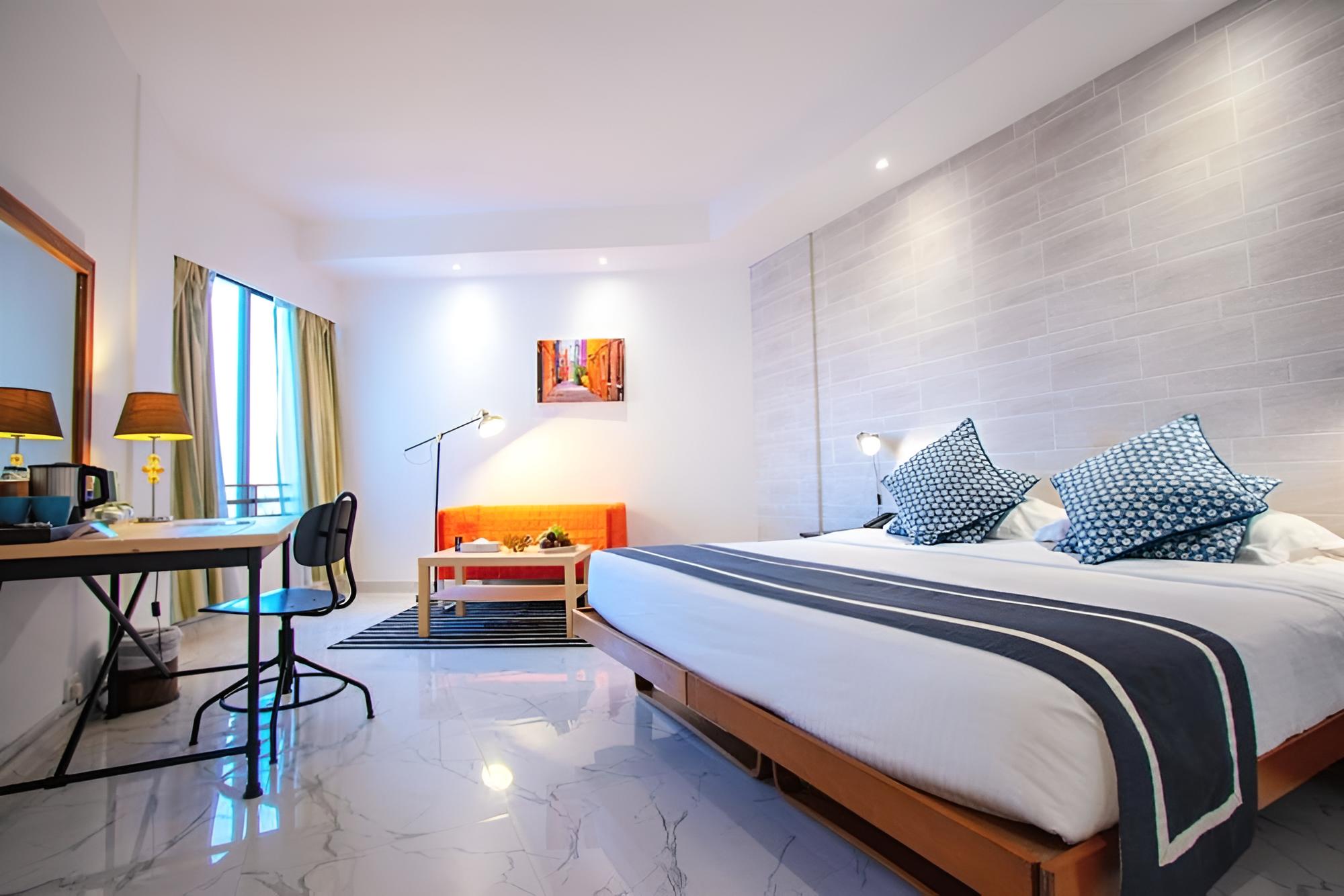 BM Beach Hotel