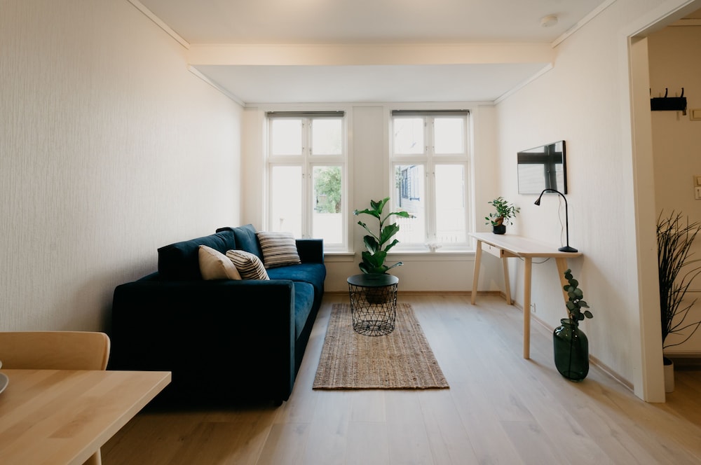 Bergen Beds - Studio Second Level view 2