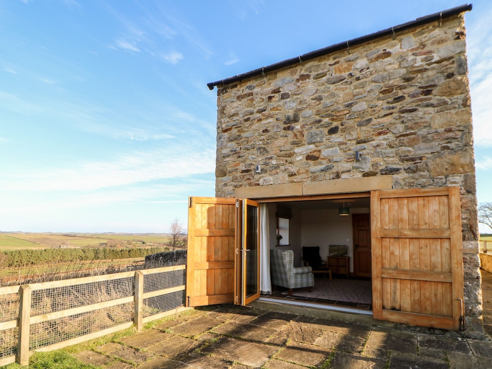 Blackburn Cottage Barn