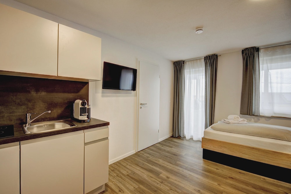 MK Apartments