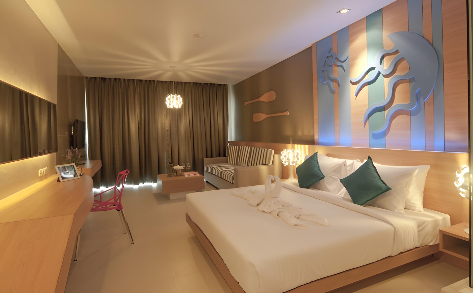 Ratana Apart-Hotel at Kamala