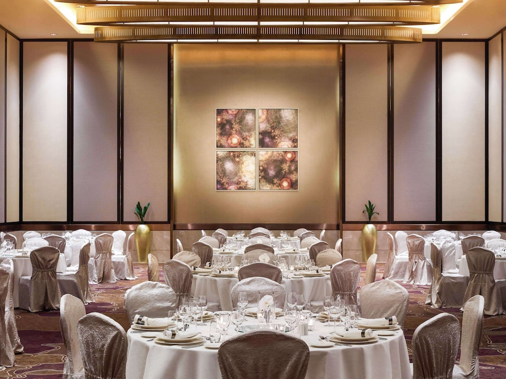 Swissotel Living Al Ghurair