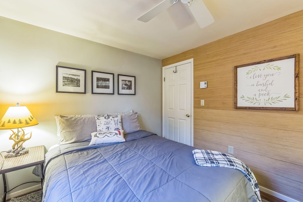 Hedges 7j - Comfortable Mountain Retreat 3 Bedroom Townhouse by The Summit at Gore Mountain