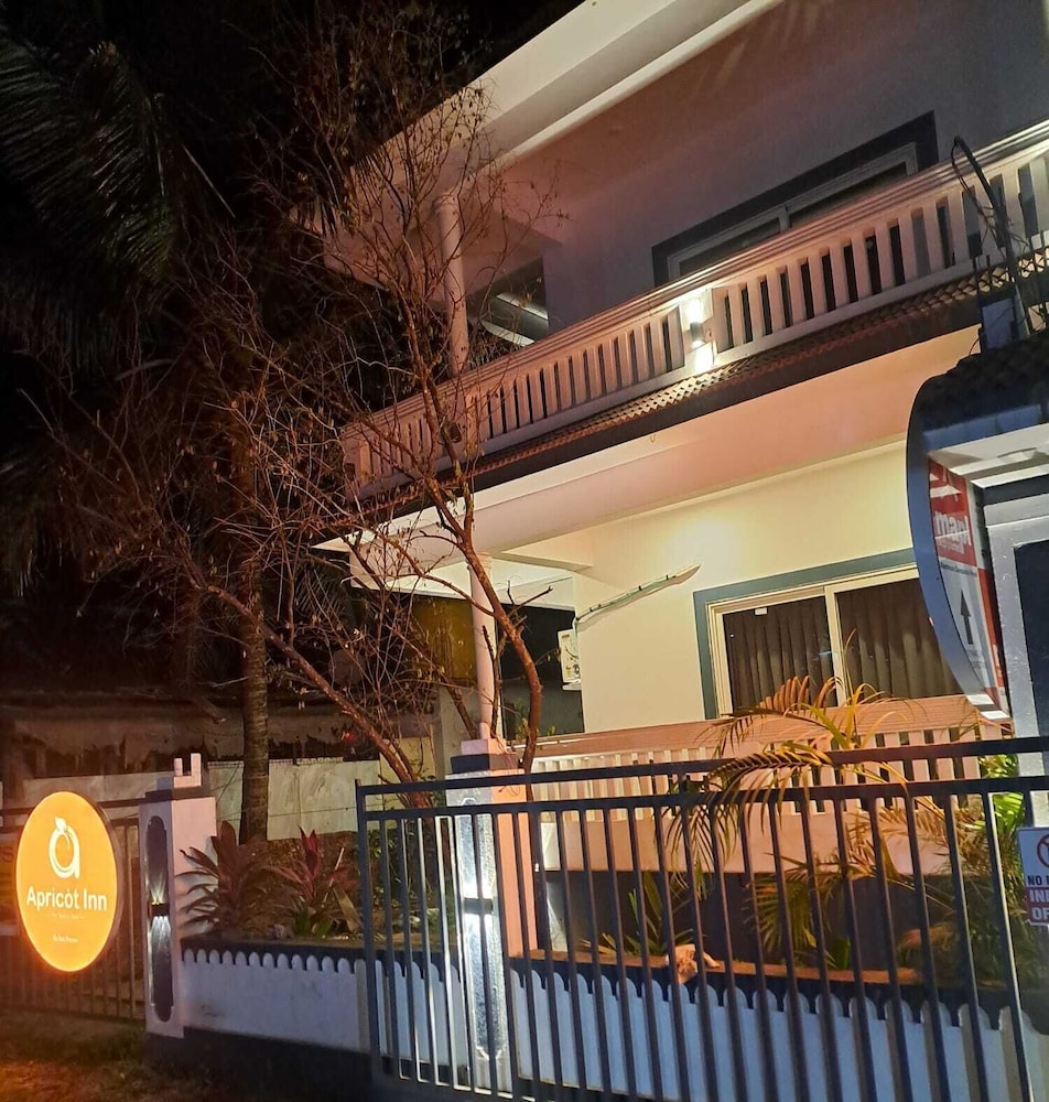 Apricot Inn