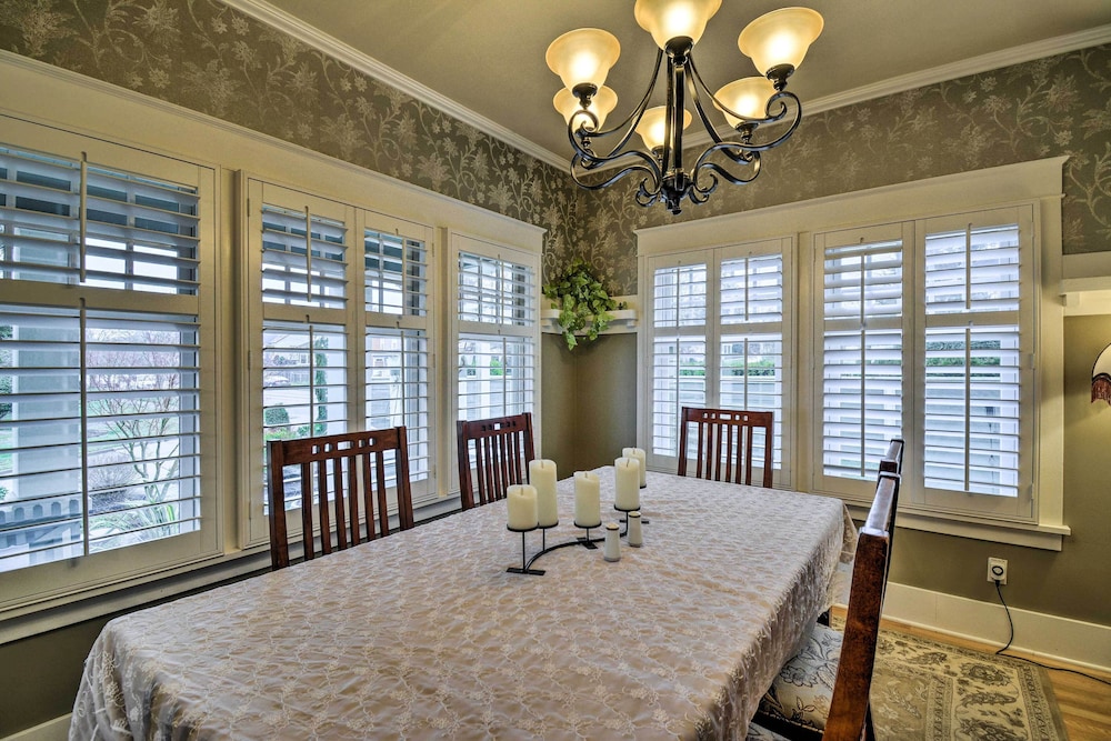 Serene Tacoma Home w/ Furnished Deck  Views! - Property Image 8