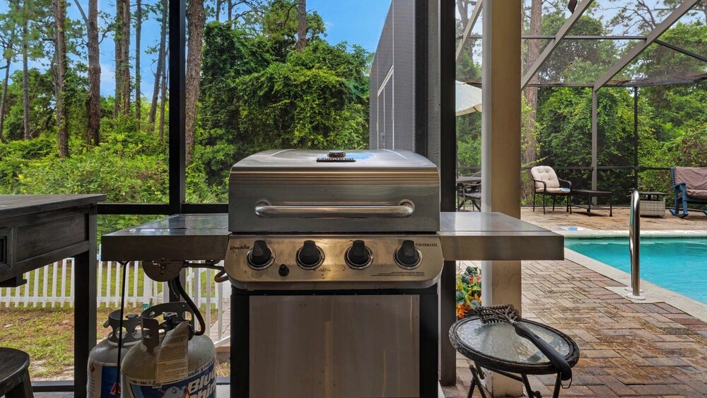 Seacrest 4BR w/ Private Heated Pool + Beach Access & Dolphin Cruise Ticket!