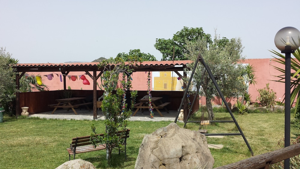 Photo 18
