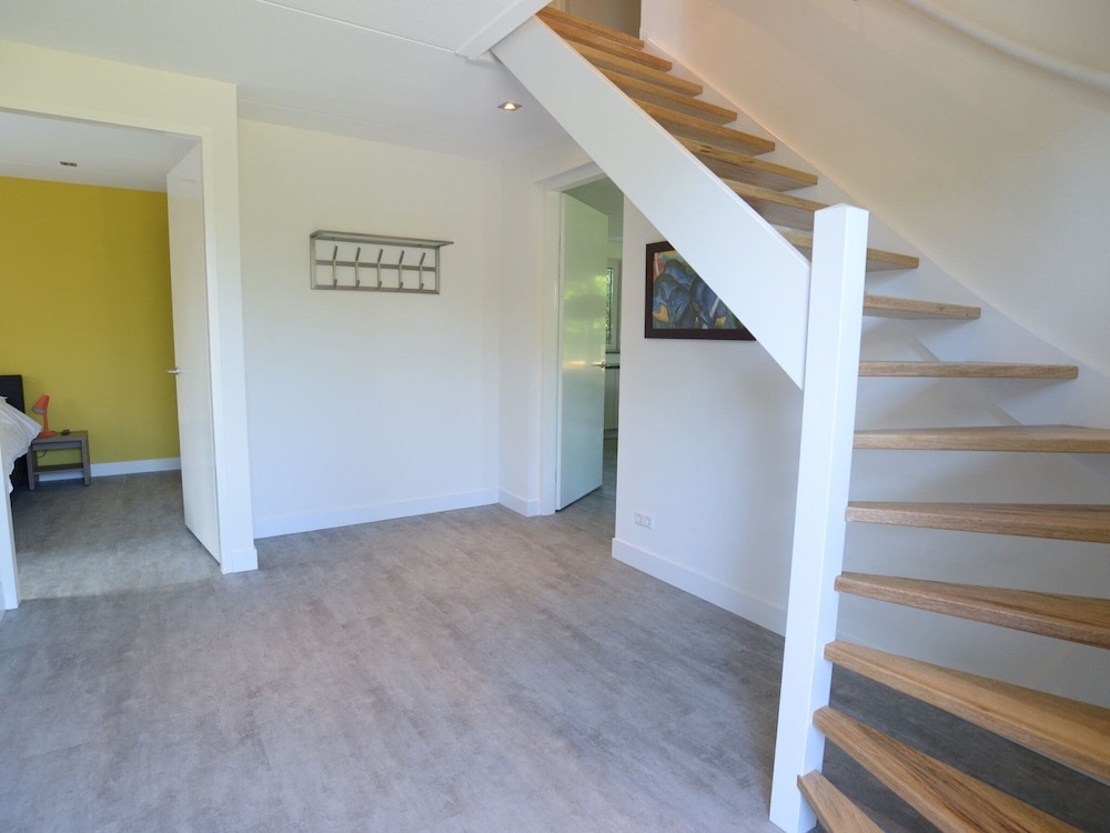 Peaceful Villa in De Koog near Sea view 2