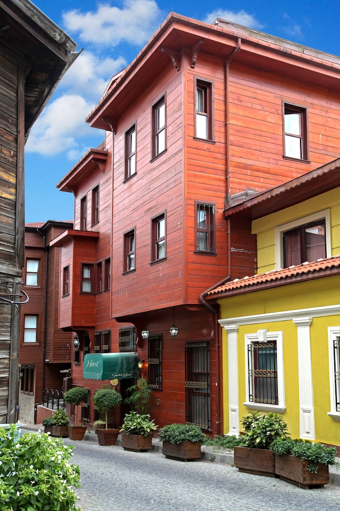 Bahçe Ev Oteli - Özel Sınıf - Image 41